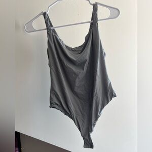 SKIMS Charcoal Bodysuit never worn